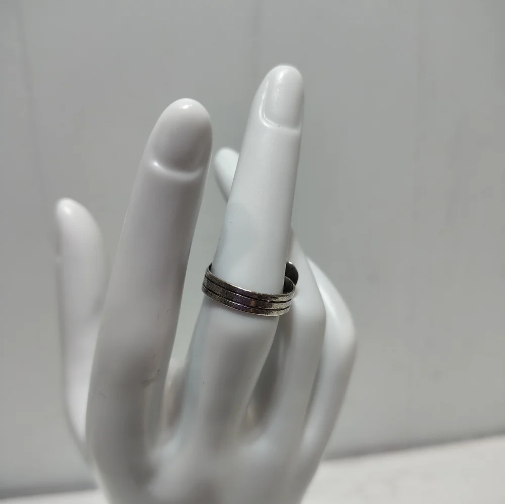 Sterling Silver Grape Cluster Ring Leaf Detail‎ Size 6.5 Artisan Style
